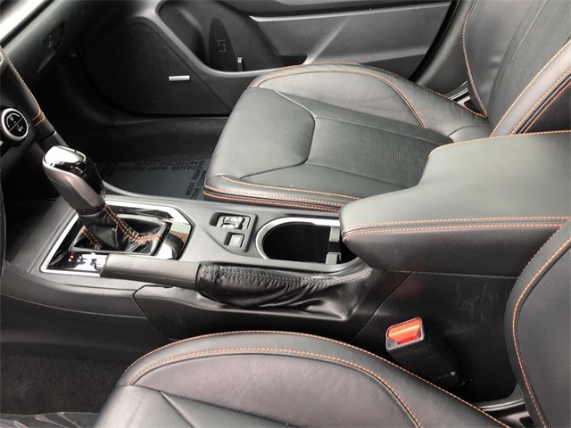 Subaru Crosstrek Vehicle Full-screen Gallery Image 20