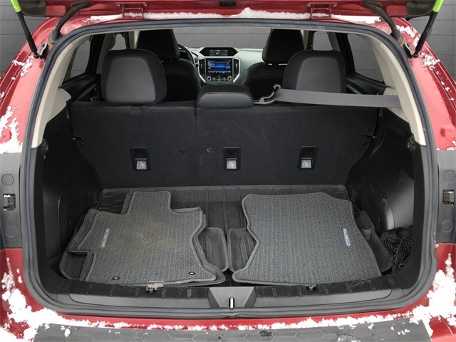 Subaru Crosstrek Vehicle Full-screen Gallery Image 27