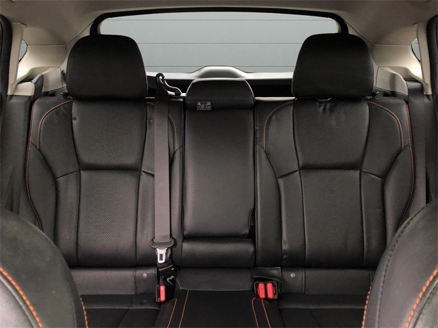 Subaru Crosstrek Vehicle Full-screen Gallery Image 29