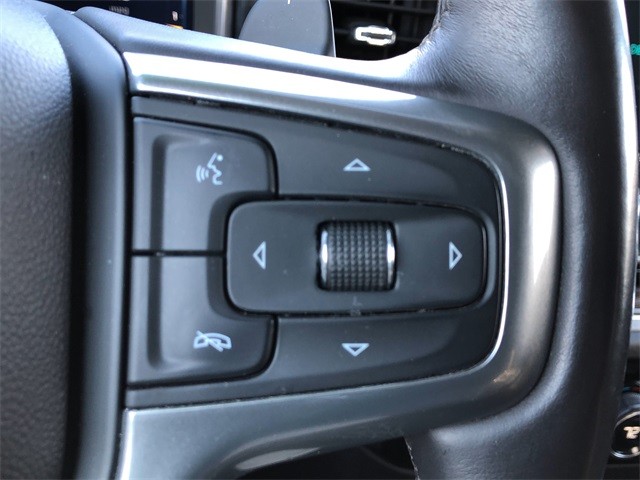 Chevrolet Silverado 1500 Vehicle Full-screen Gallery Image 17