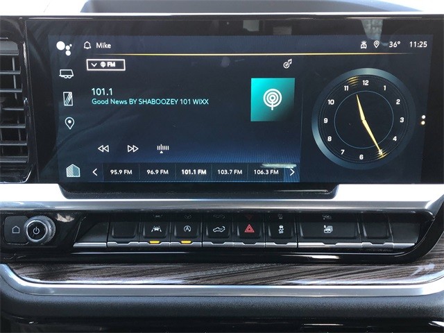 Chevrolet Silverado 1500 Vehicle Full-screen Gallery Image 20