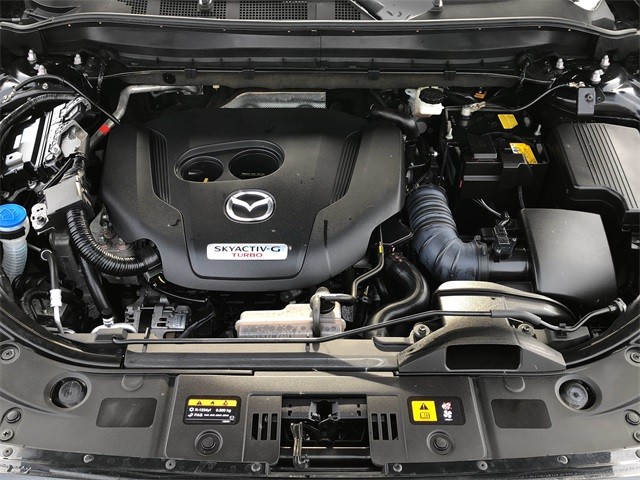 Mazda CX-5 Vehicle Full-screen Gallery Image 19