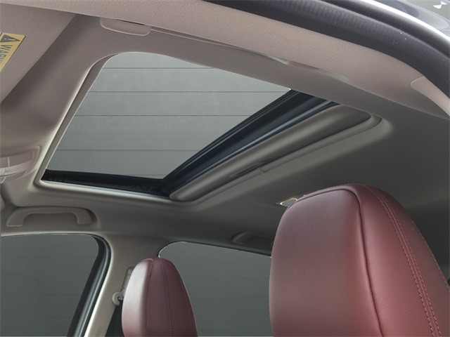 Mazda CX-5 Vehicle Full-screen Gallery Image 16