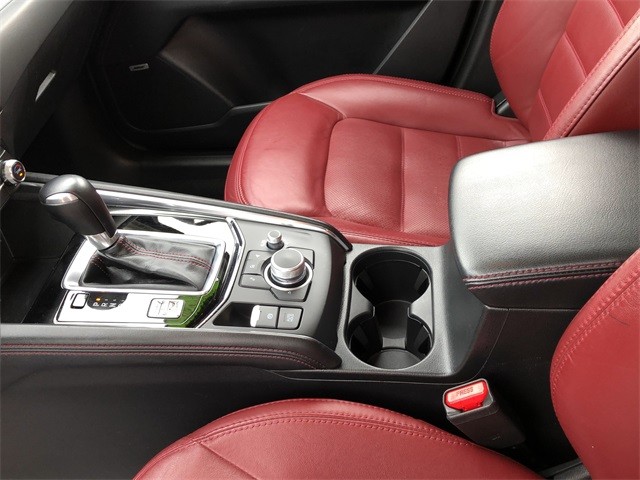 Mazda CX-5 Vehicle Full-screen Gallery Image 20