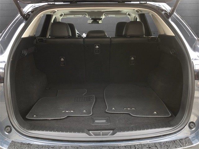 Mazda CX-5 Vehicle Full-screen Gallery Image 27