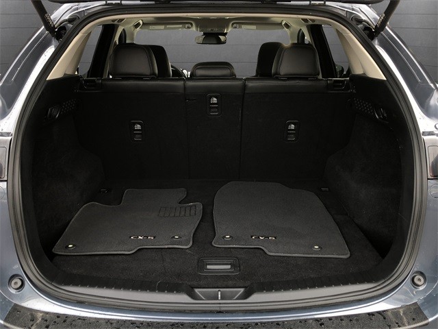 Mazda CX-5 Vehicle Full-screen Gallery Image 27