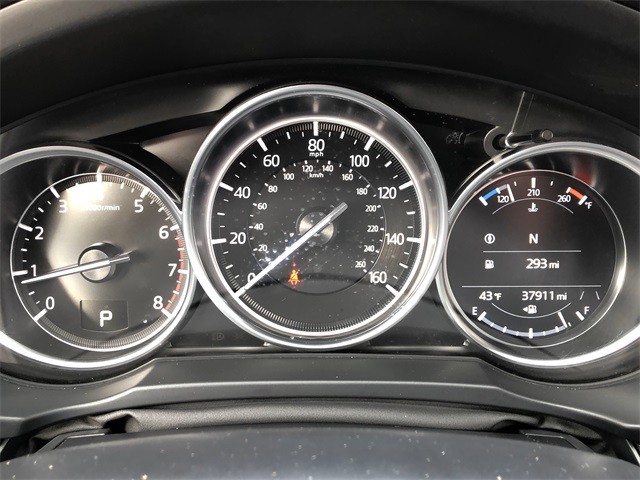 Mazda CX-5 Vehicle Full-screen Gallery Image 13