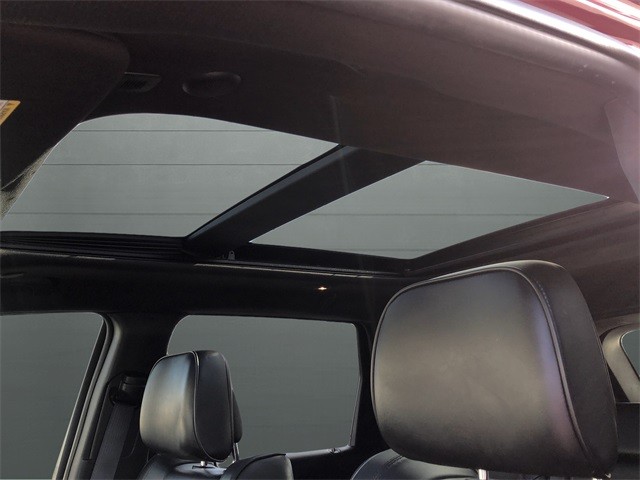 Jeep Grand Cherokee Vehicle Full-screen Gallery Image 16