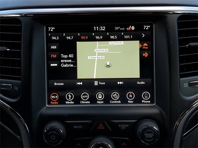 Jeep Grand Cherokee Vehicle Full-screen Gallery Image 23