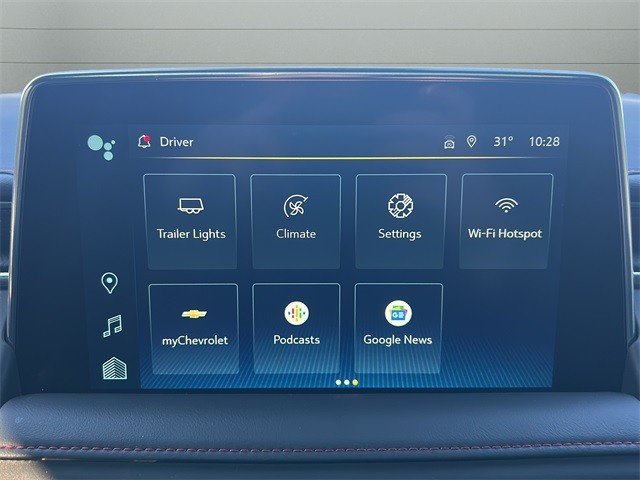 Chevrolet Suburban Vehicle Full-screen Gallery Image 21