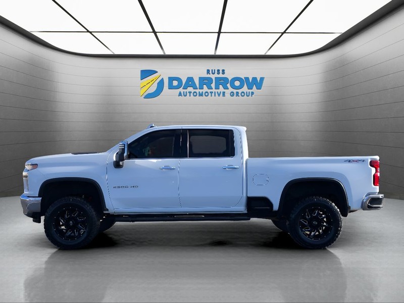 Chevrolet Silverado 2500HD Vehicle Full-screen Gallery Image 2