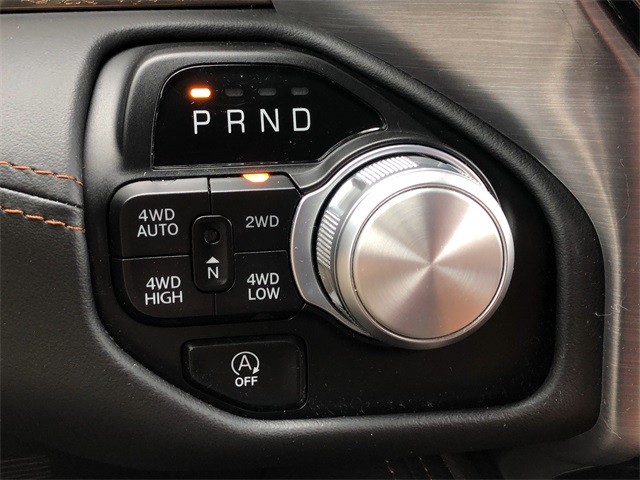 Ram 1500 Vehicle Full-screen Gallery Image 24