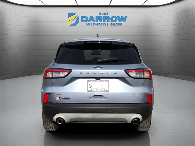 Ford Escape Vehicle Full-screen Gallery Image 4