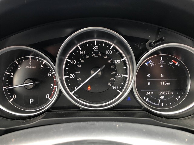 Mazda CX-5 Vehicle Full-screen Gallery Image 13