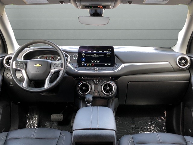 Chevrolet Blazer Vehicle Full-screen Gallery Image 12