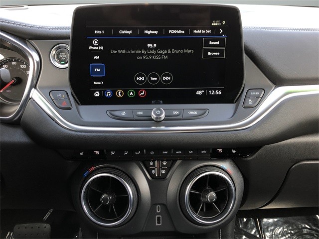 Chevrolet Blazer Vehicle Full-screen Gallery Image 22