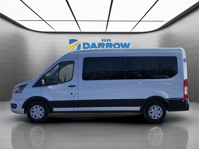 Ford Transit Passenger Wagon Vehicle Full-screen Gallery Image 2