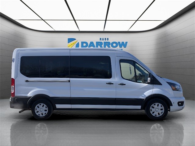 Ford Transit Passenger Wagon Vehicle Full-screen Gallery Image 6