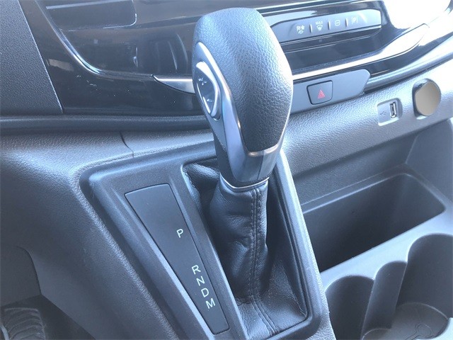 Ford Transit Passenger Wagon Vehicle Full-screen Gallery Image 21