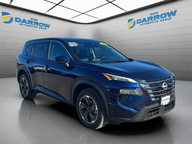 Nissan Rogue Vehicle Full-screen Gallery Image 7