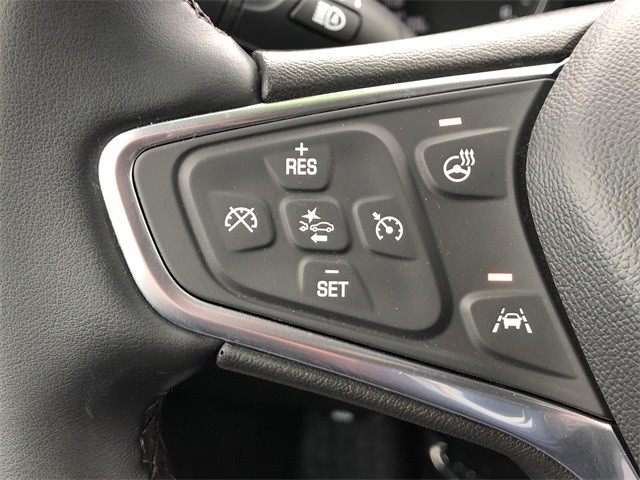 Chevrolet Equinox Vehicle Full-screen Gallery Image 9