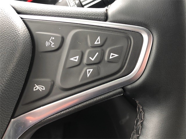 Chevrolet Equinox Vehicle Full-screen Gallery Image 18