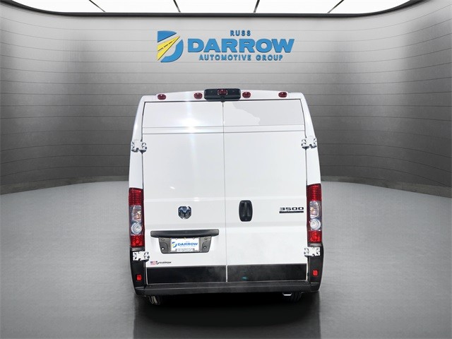 Ram ProMaster Cargo Van Vehicle Full-screen Gallery Image 4