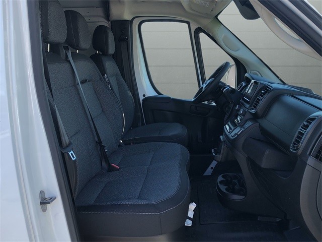 Ram ProMaster Cargo Van Vehicle Full-screen Gallery Image 14