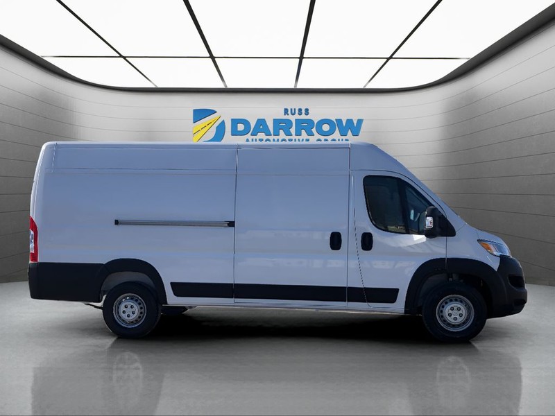 Ram ProMaster Cargo Van Vehicle Full-screen Gallery Image 6