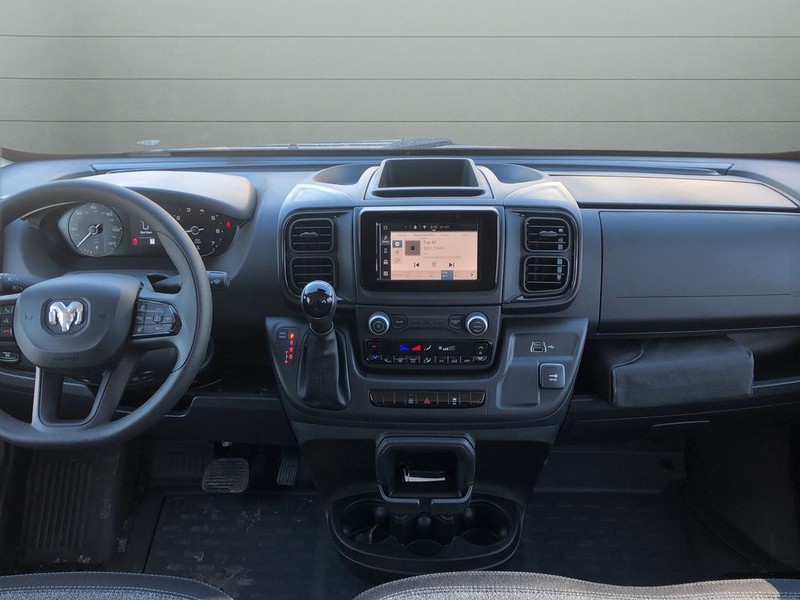 Ram ProMaster Cargo Van Vehicle Full-screen Gallery Image 12