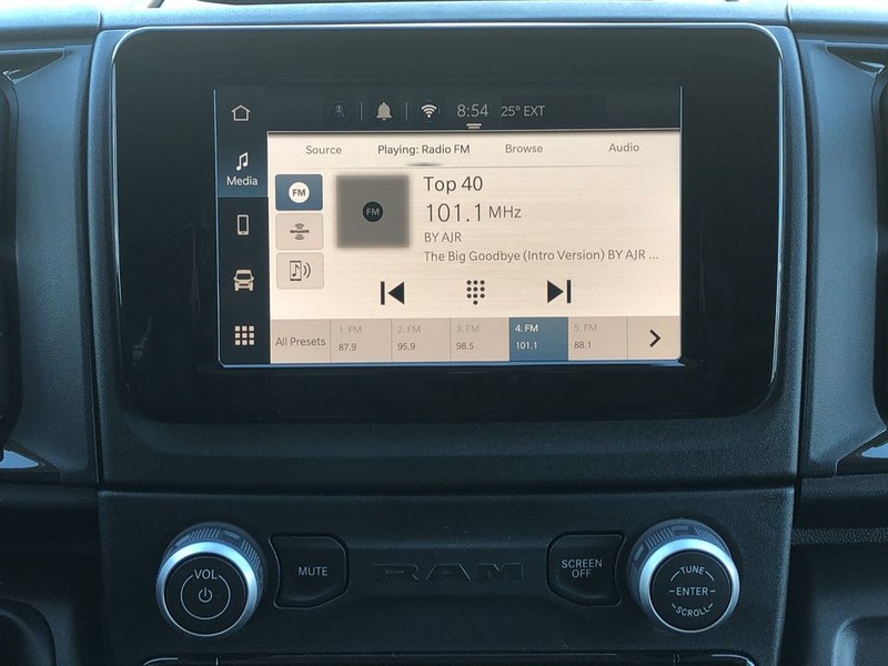 Ram ProMaster Cargo Van Vehicle Full-screen Gallery Image 18