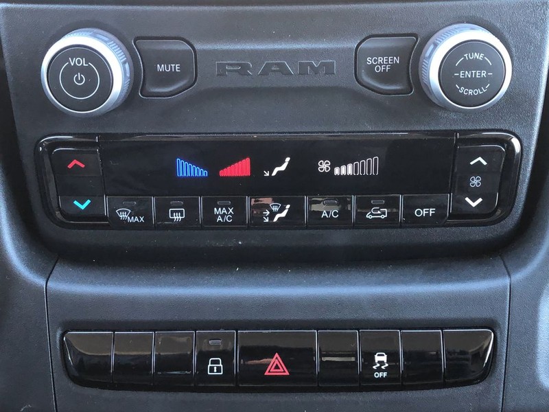 Ram ProMaster Cargo Van Vehicle Full-screen Gallery Image 22