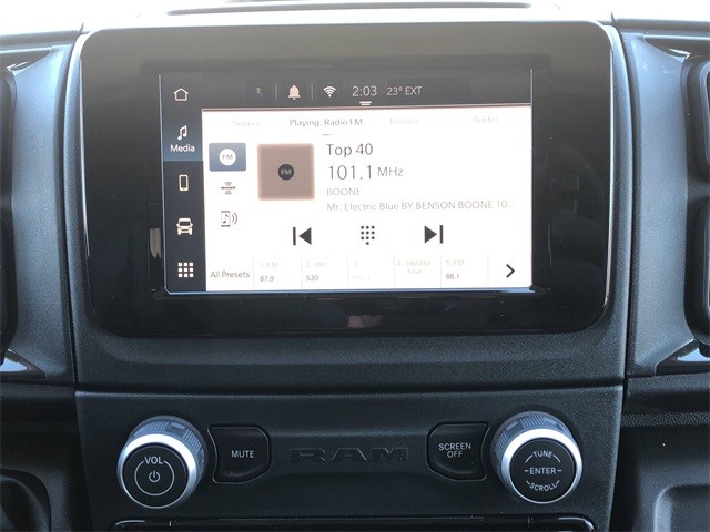 Ram ProMaster Cargo Van Vehicle Full-screen Gallery Image 17