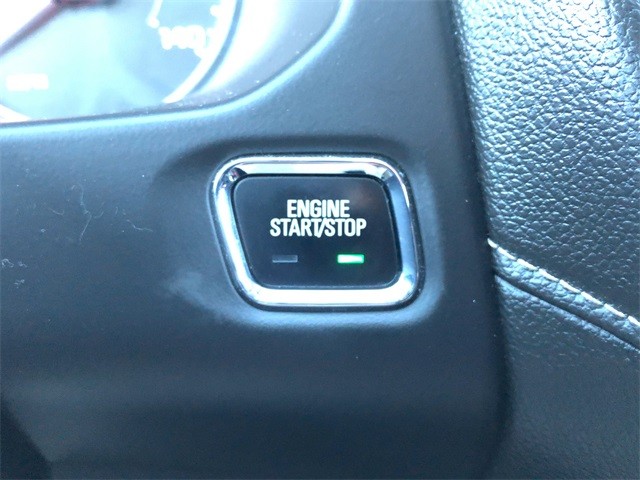 GMC Acadia Vehicle Full-screen Gallery Image 24