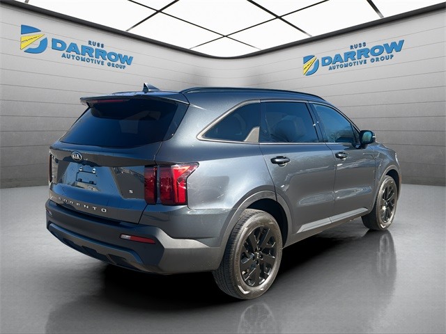 Kia Sorento Vehicle Full-screen Gallery Image 5