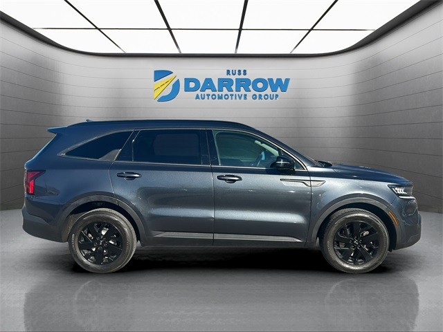 Kia Sorento Vehicle Full-screen Gallery Image 6