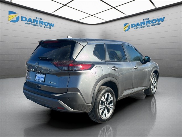 Nissan Rogue Vehicle Full-screen Gallery Image 5