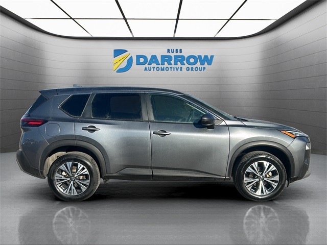 Nissan Rogue Vehicle Full-screen Gallery Image 6