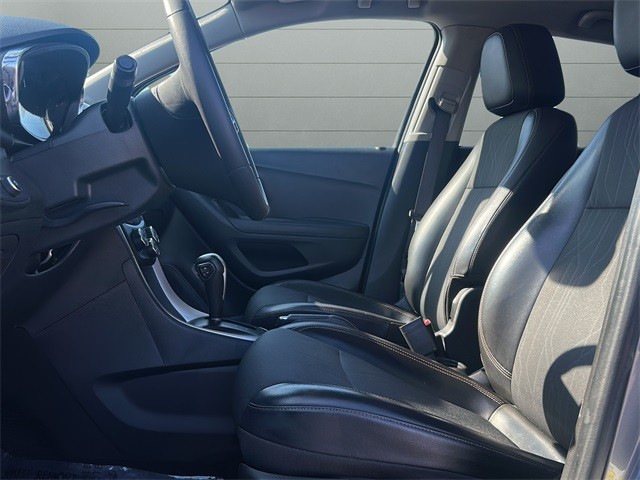 Chevrolet Trax Vehicle Full-screen Gallery Image 10