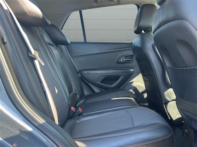 Chevrolet Trax Vehicle Full-screen Gallery Image 13