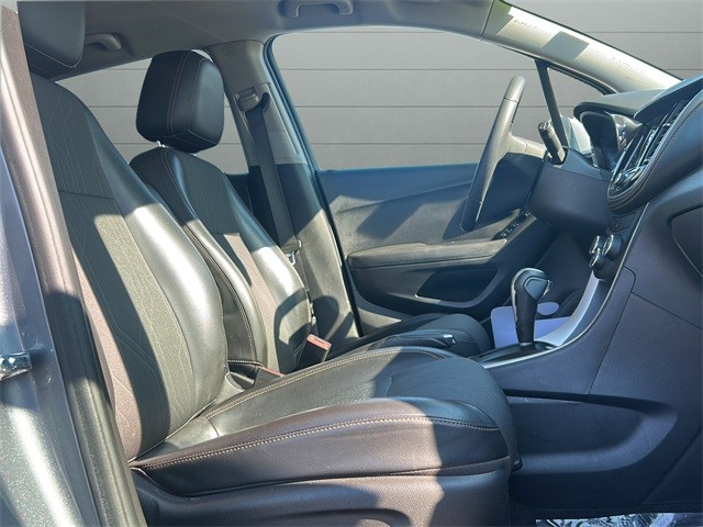 Chevrolet Trax Vehicle Full-screen Gallery Image 14