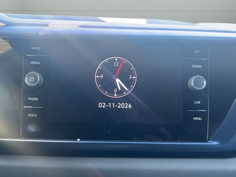 Volkswagen Taos Vehicle Full-screen Gallery Image 18