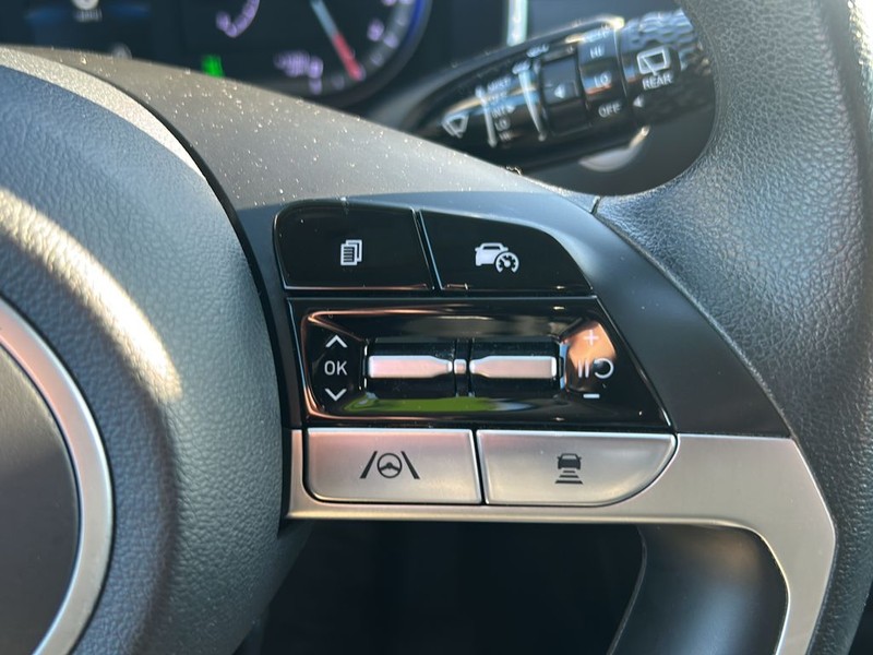 Hyundai Tucson Vehicle Full-screen Gallery Image 17