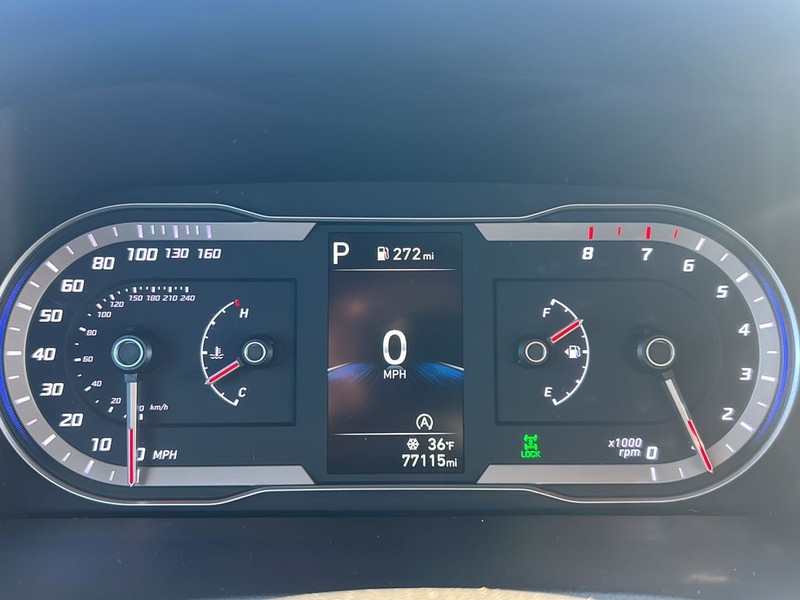 Hyundai Tucson Vehicle Full-screen Gallery Image 18