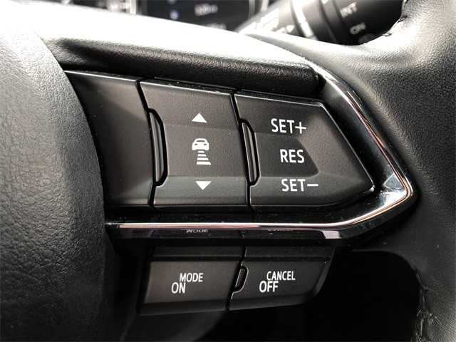 Mazda CX-5 Vehicle Full-screen Gallery Image 17