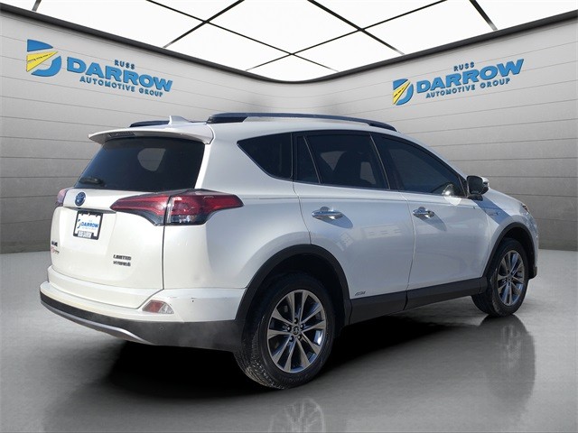 Toyota RAV4 Hybrid Vehicle Full-screen Gallery Image 5
