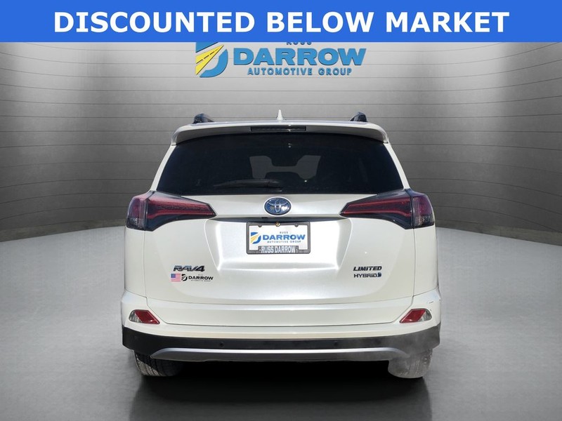 Toyota RAV4 Hybrid Vehicle Full-screen Gallery Image 4