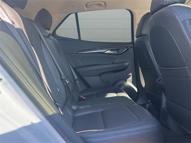 Buick Envision Vehicle Full-screen Gallery Image 13