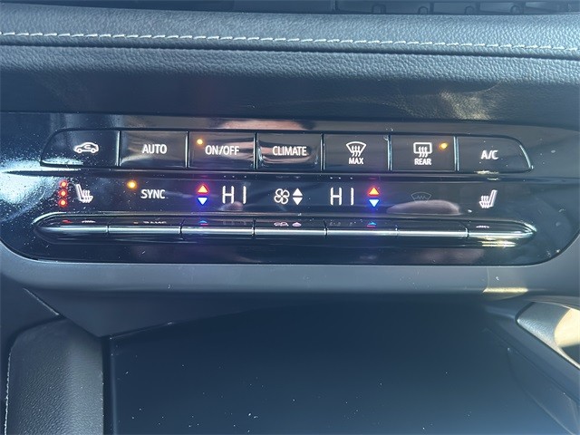 Buick Envision Vehicle Full-screen Gallery Image 20