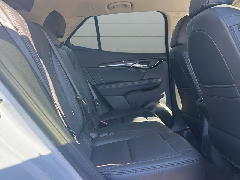 Buick Envision Vehicle Full-screen Gallery Image 13